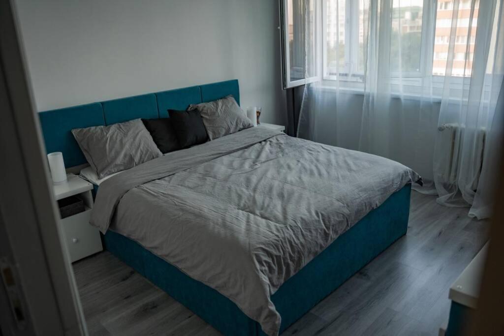 Modern 1 Bedroom Apartment In Bucharest Center! Luaran gambar
