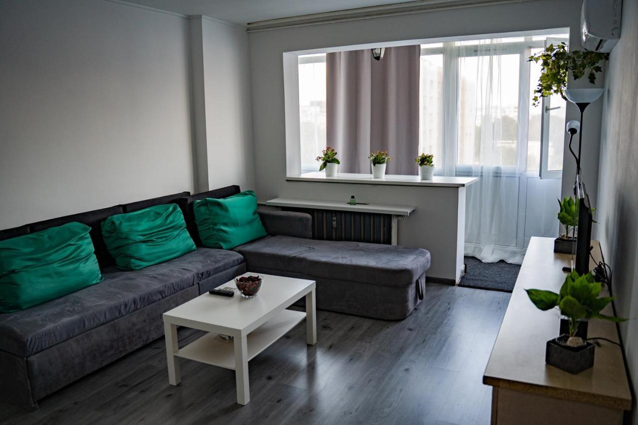 Modern 1 Bedroom Apartment In Bucharest Center! Luaran gambar